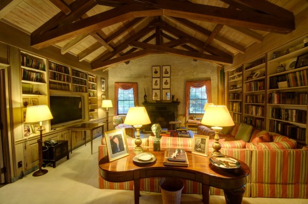 The family room. Photo by Robert Leedy.